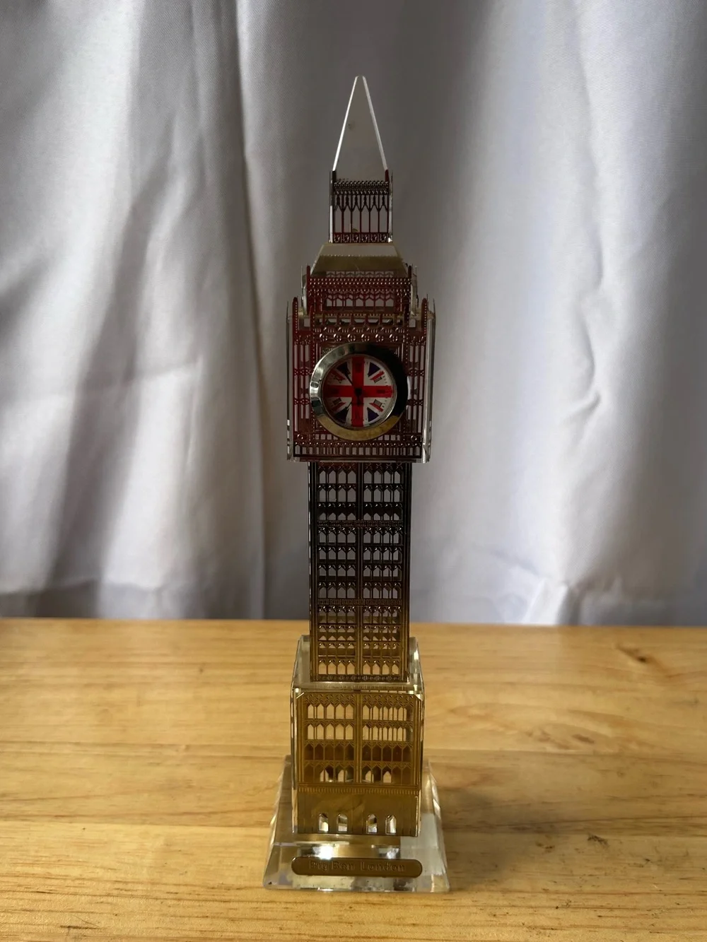Big Ben Tower Souvenir Figurine in Gold and Clear